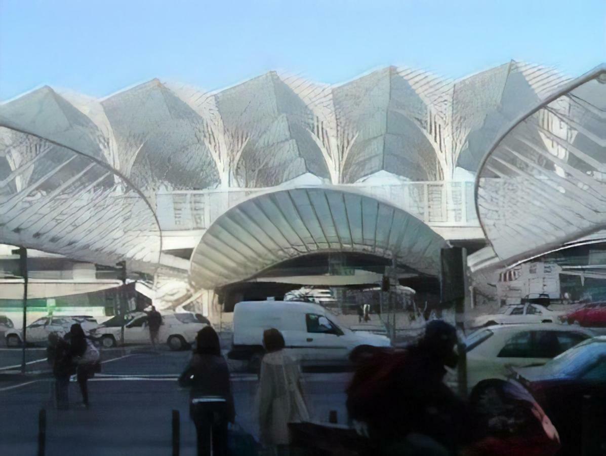 Encarnação Metro 1/2 Lisboa Exterior foto